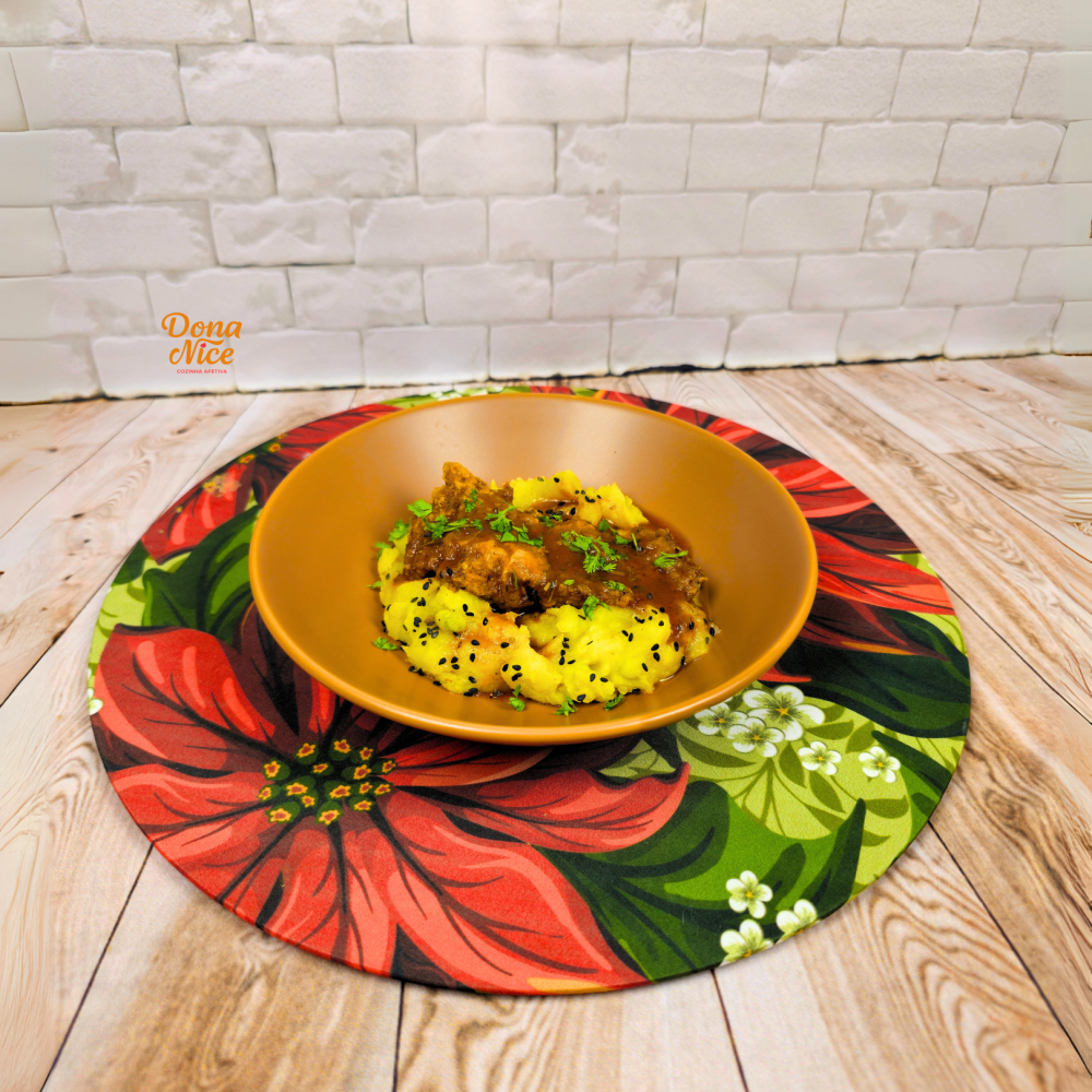 frango crispy ao molho com purê de batata